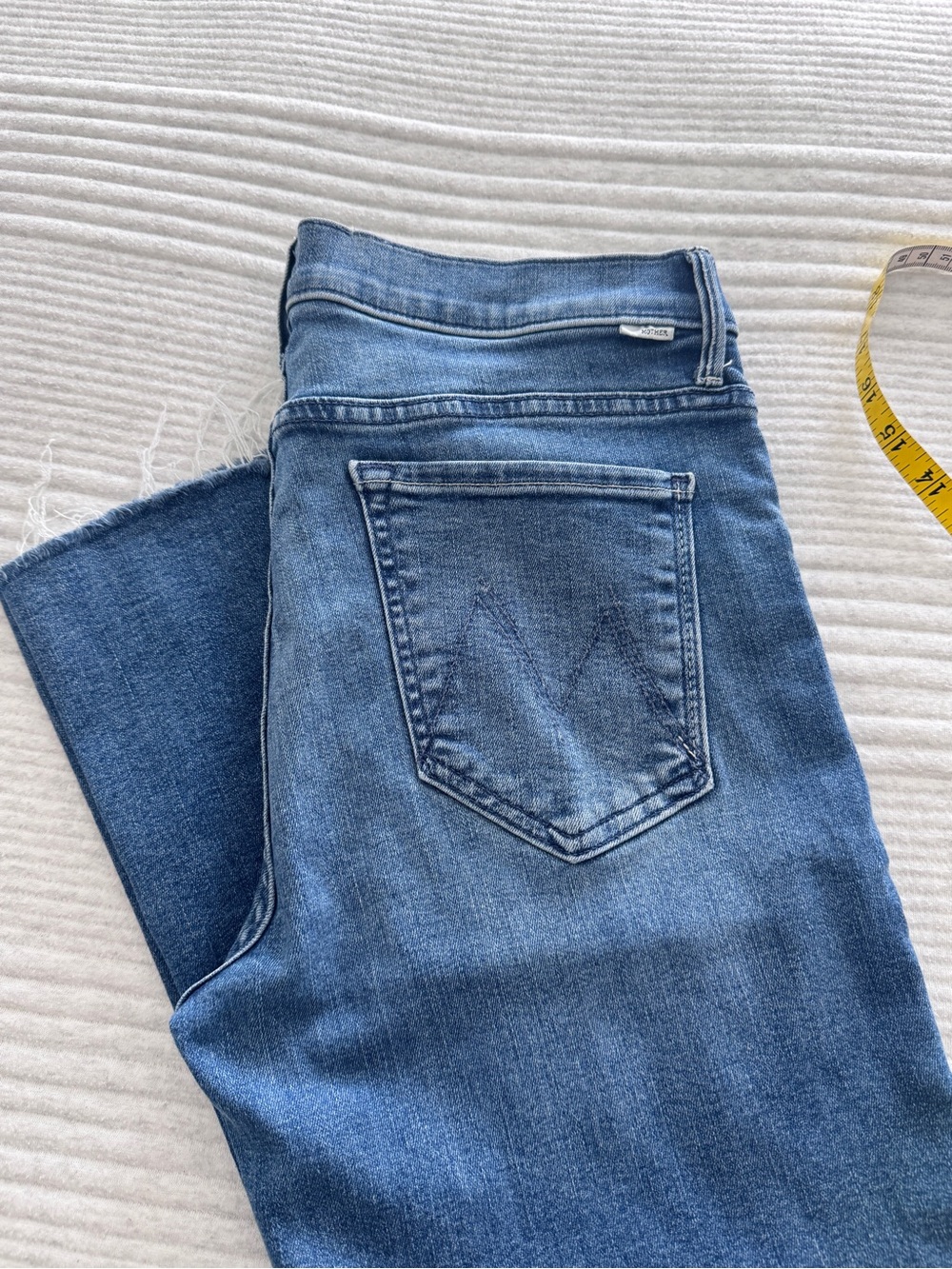 MOTHER Weekender Jeans in Medium Blue Wash